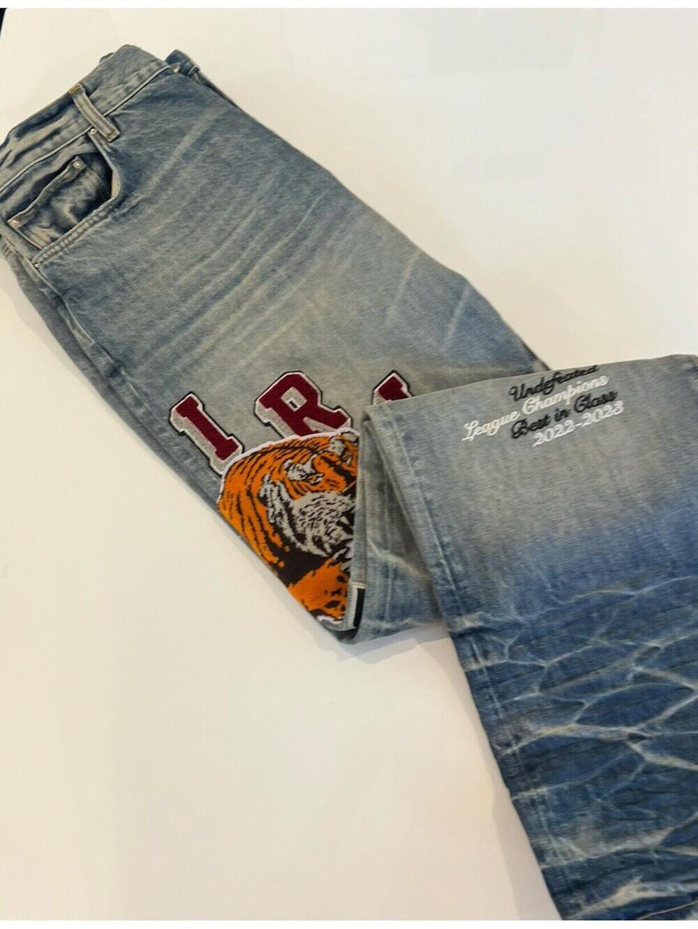 AMIRI $1690   Men’s  Indigo Varsity Tiger Straight Jeans Size 36 - Picture 6 of 16